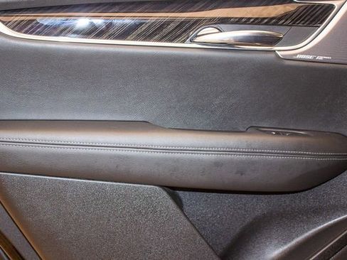 Used 2020 Cadillac XT6 Premium Luxury image 21