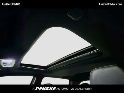 Used 2022 Toyota Tacoma Limited image 12