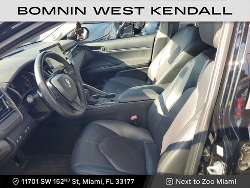 Used 2022 Toyota Camry XSE image 21