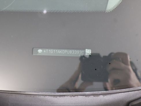 Used 2023 Toyota Camry SE FWD image 42