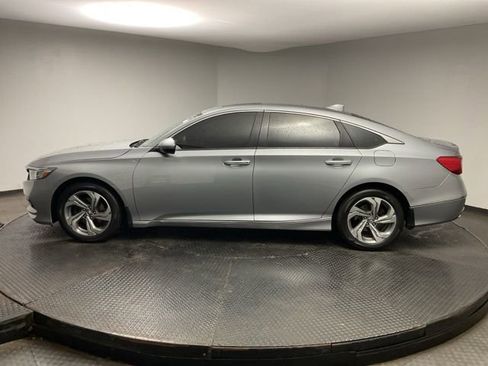 Used 2020 Honda Accord EX image 4
