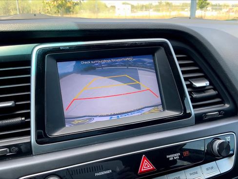 Used 2019 Hyundai Sonata SE image 27