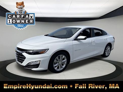 Used 2025 Chevrolet Malibu LT image 1