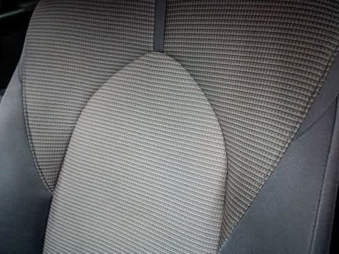 Certified 2023 Toyota Highlander LE image 27