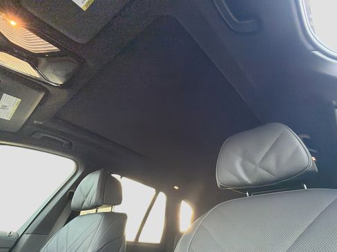 New 2026 BMW X5 xDrive50e w/ Executive Package image 27