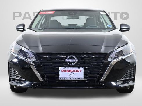 Certified 2025 Nissan Altima 2.5 S FWD image 2