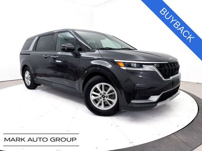 Used 2022 Kia Carnival LX