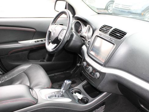 Used 2016 Dodge Journey R/T w/ Driver Convenience Group image 12