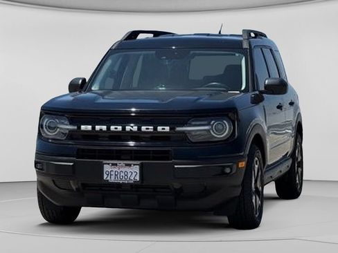 Used 2023 Ford Bronco Sport Outer Banks w/ Tech Package AWD/4WD image 6