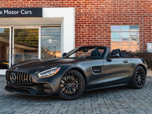 Used 2021 Mercedes-Benz AMG GT Roadster w/ AMG Stealth Edition image 22