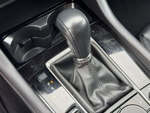 Used 2024 MAZDA MAZDA3 s image 21