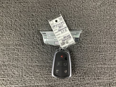 Used 2017 Cadillac XT5 Luxury w/ Driver Awareness Package image 42