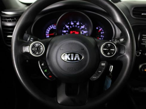 Used 2017 Kia Soul image 8
