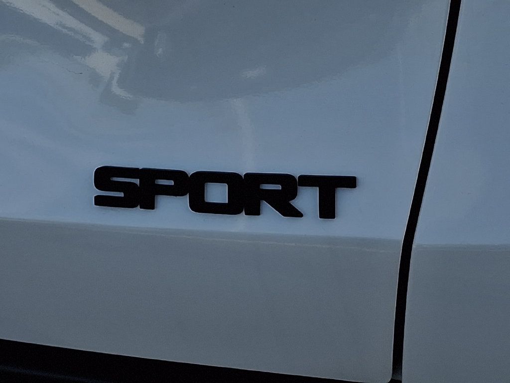 Used 2024 Honda HR-V Sport image 31