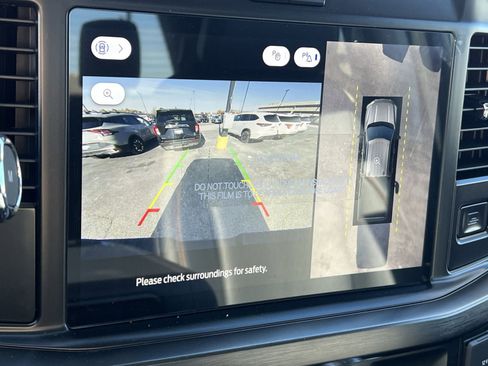 New 2026 Ford F250 Lariat w/ FX4 Off-Road Package image 19