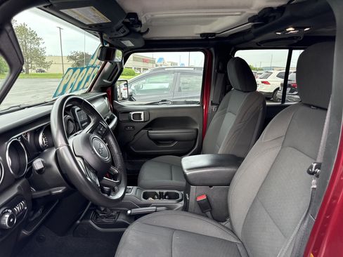 Used 2022 Jeep Wrangler Unlimited Sport AWD/4WD image 11