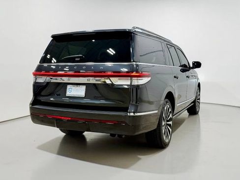 Used 2024 Lincoln Navigator L Reserve AWD/4WD image 19