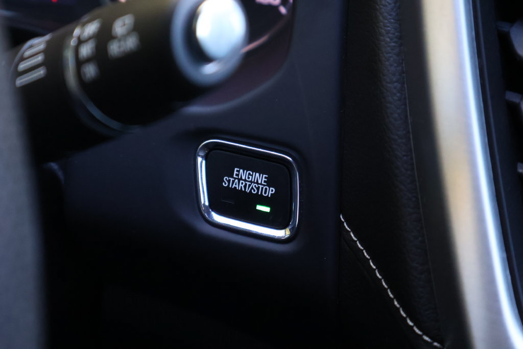 Certified 2023 GMC Acadia SLE w/ Driver Convenience Package FWD image 24