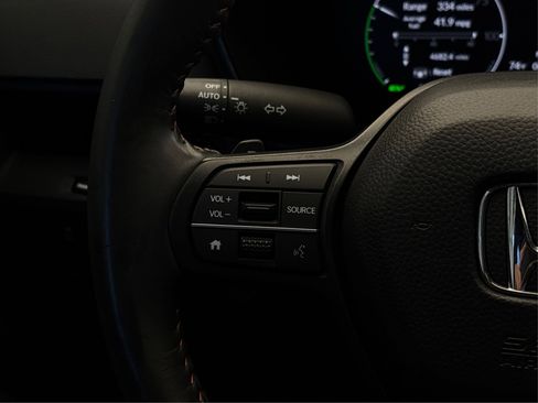 Used 2024 Honda CR-V Sport image 28