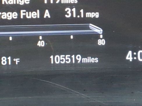 Used 2018 Honda CR-V Touring image 13