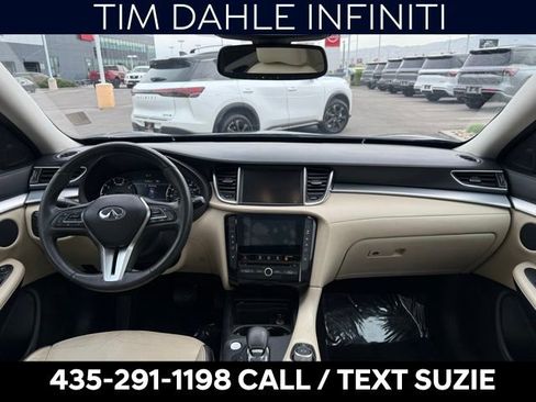 Used 2019 INFINITI QX50 Essential w/ Premium Heat Package image 2