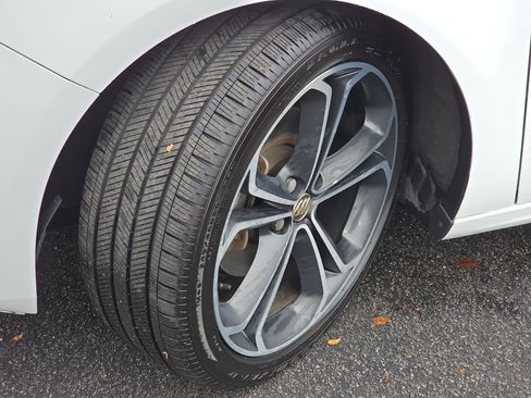 Used 2016 Buick Cascada Premium image 32