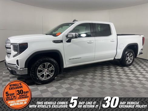 Used 2024 GMC Sierra 1500 SLE w/ Preferred Package image 8