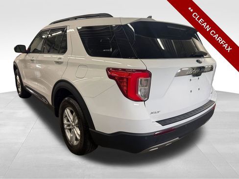 Used 2023 Ford Explorer XLT w/ Equipment Group 202A AWD/4WD image 3