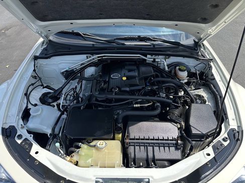 Used 2006 MAZDA MX-5 Miata Grand Touring image 9