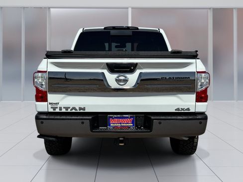 Used 2018 Nissan Titan Platinum Reserve w/ Platinum Utility Package AWD/4WD image 5