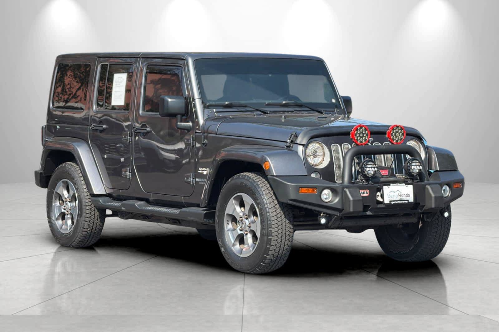 Used 2016 Jeep Wrangler Unlimited Sahara AWD/4WD image 9