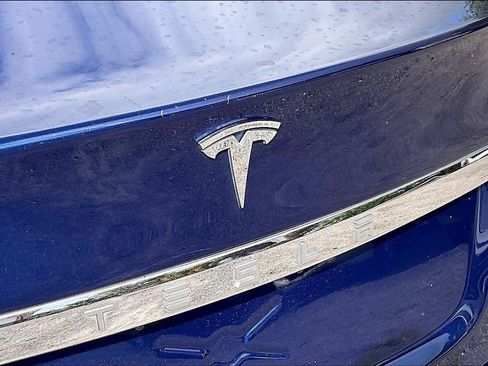 Used 2016 Tesla Model S 90D image 23