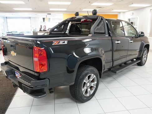 Used 2017 Chevrolet Colorado Z71 image 10