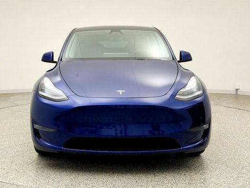 Used 2022 Tesla Model Y Long Range AWD/4WD image 2