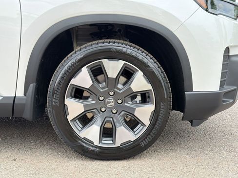 New 2026 Honda Pilot Touring image 12