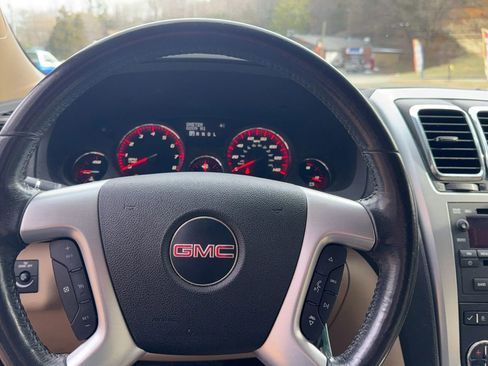 Used 2010 GMC Acadia SLT image 9