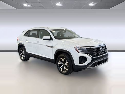 New 2026 Volkswagen Atlas Cross Sport SE AWD/4WD image 7