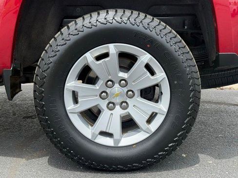 Used 2018 Chevrolet Colorado LT w/ LT Convenience Package AWD/4WD image 16
