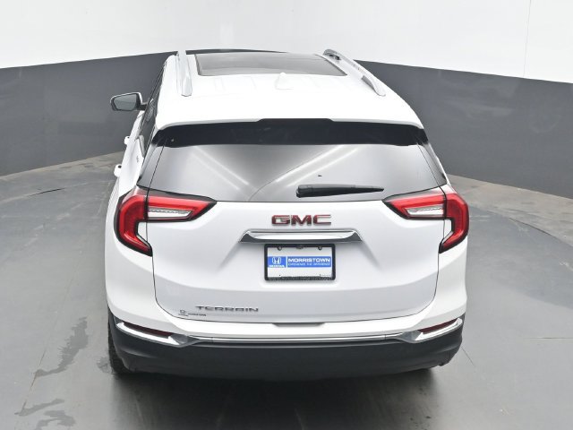 Used 2022 GMC Terrain SLT w/ Infotainment Package II FWD image 40