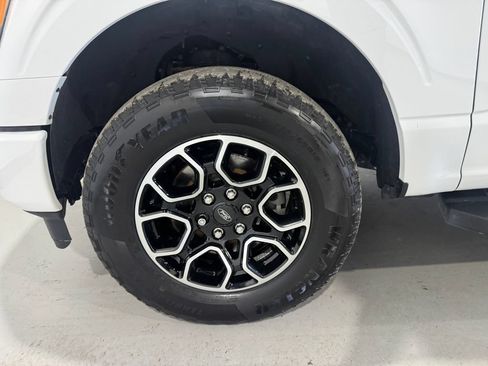 Used 2022 Ford F150 XLT w/ Equipment Group 302A High AWD/4WD image 10