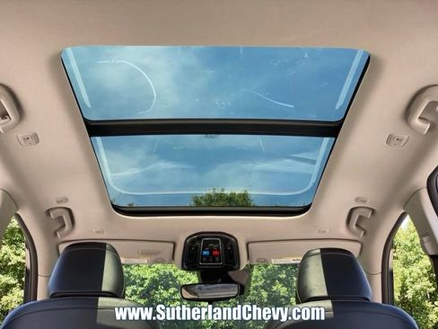 Used 2023 Jeep Grand Cherokee Limited w/ Black Appearance Package AWD/4WD image 44