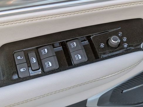 New 2026 Jeep Grand Wagoneer 4WD w/ Premium Group I image 22