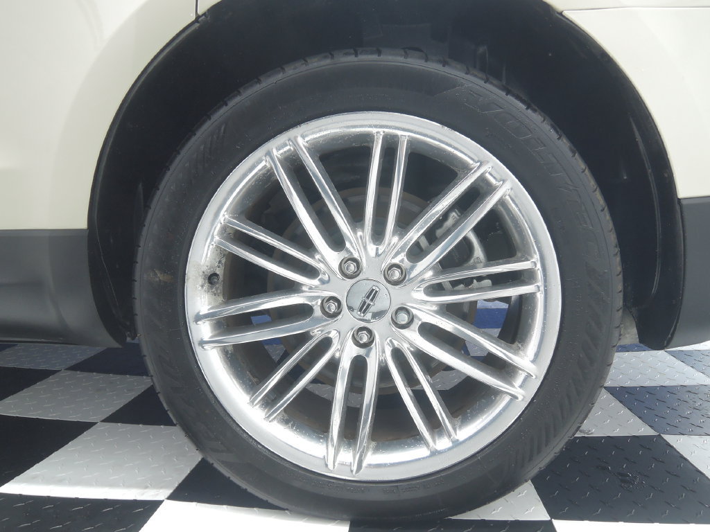 Used 2014 Lincoln MKT AWD w/ Equipment Group 201A image 8
