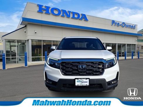 Used 2022 Honda Passport EX-L image 2