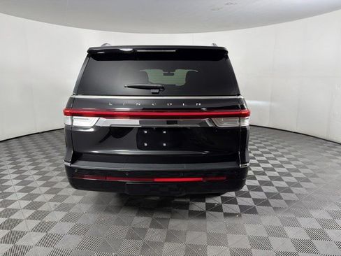 Used 2024 Lincoln Navigator Reserve AWD/4WD image 8