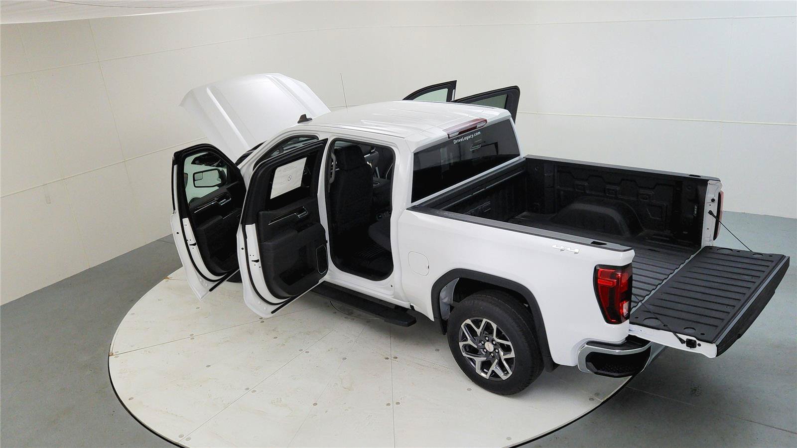 New 2026 GMC Sierra 1500 SLE AWD/4WD image 20