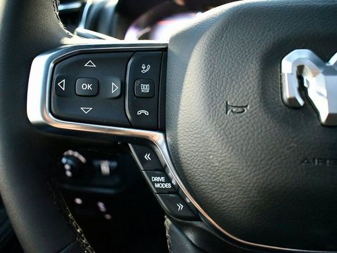 New 2026 RAM 1500 Laramie AWD/4WD image 18