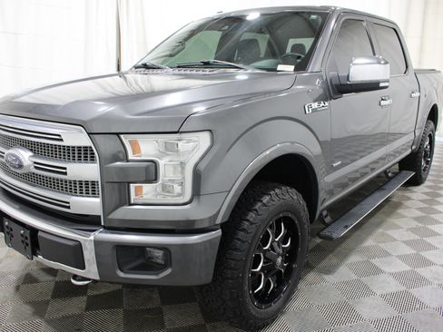 Used 2015 Ford F150 Platinum w/ Trailer Tow Package AWD/4WD image 34