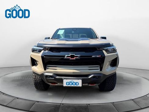 Used 2024 Chevrolet Colorado ZR2 w/ Technology Package image 8