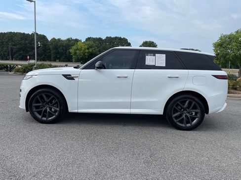 Used 2025 Land Rover Range Rover Sport Dynamic SE AWD/4WD image 4